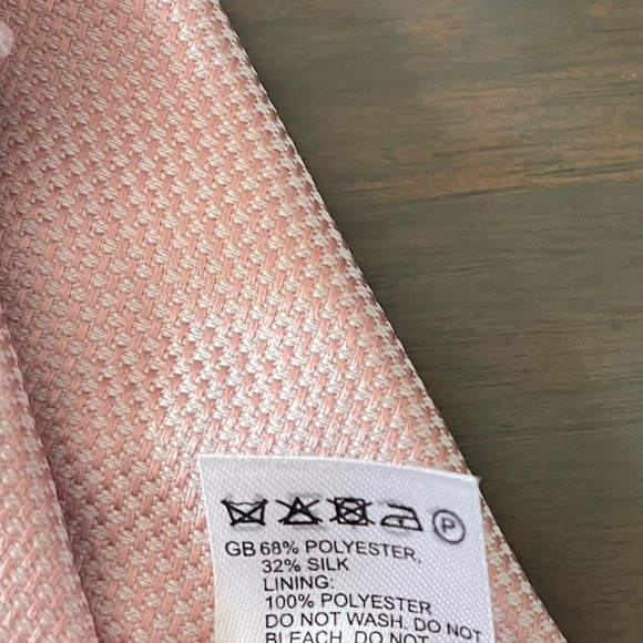 Reiss Pink Silk Blend Men's Tie - Picture 2 of 2